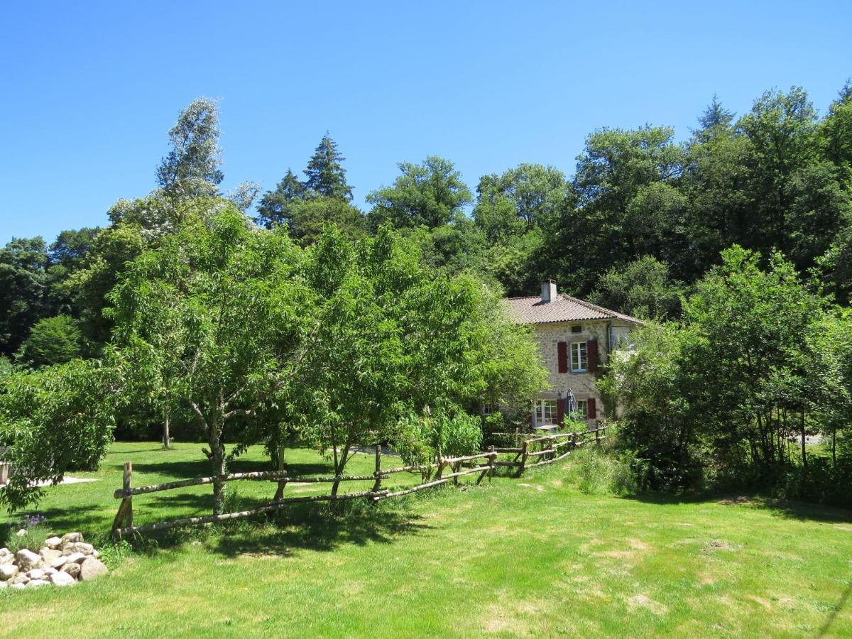 Le Moulin De Pensol - Gites Esterno foto